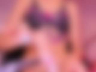 Live cam show with Megan-Mayers - Fucking on crypto-cams