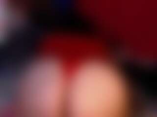 emmaruiiz16's Live Sex Cam Show