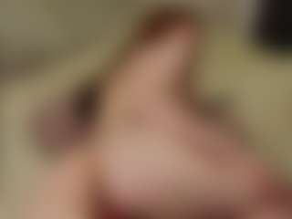 Live cam show with GoodWid - Moaning on Camsoda