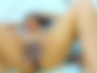 ValeriaGil's Live Sex Cam Show