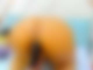 Live cam show with ValeriaGil - Normal on Camsoda