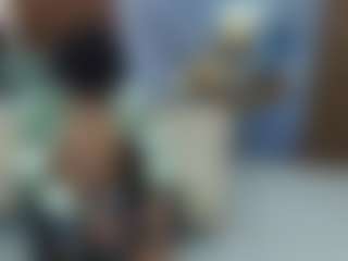 Live cam show with chrisshott - Handjob on SinfulBabes