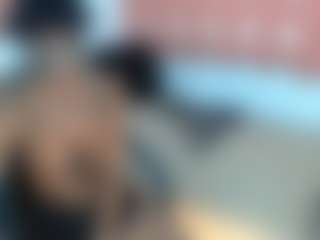 Live cam show with chrisshott - Orgasm on Uber Horny