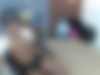 Live cam show with chrisshott - Drinking on Dolls Live