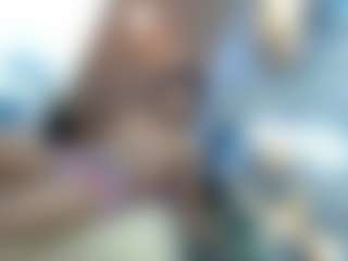 Live cam show with chrisshott - White on madthumbs | colombia