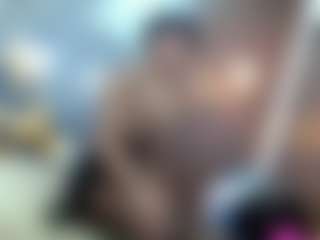 Live cam show with chrisshott - Blowjob on Big Tits