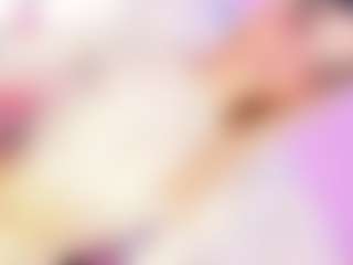 Live cam show with DaleskaSanchez - Average on Camming Site