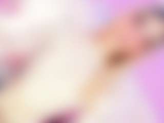 Live cam show with DaleskaSanchez - Black Hair on Cam Slut