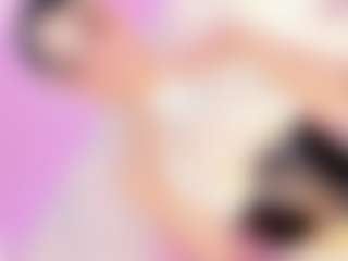 Live cam show with DaleskaSanchez - Smoking on Camsoda