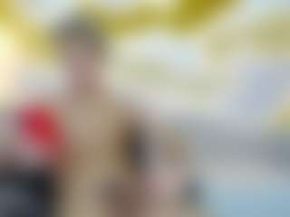 Live cam show with hollmanfronsh - Drinking on wildcum.com