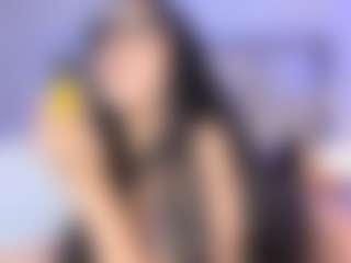 Live cam show with Mia K - Blowjob on SquirtSoMuch