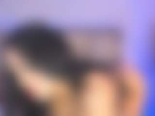 Live cam show with Mia K - Petite on CSO-WL