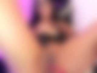 Live cam show with Mia K - Erotic Dance on Instabang