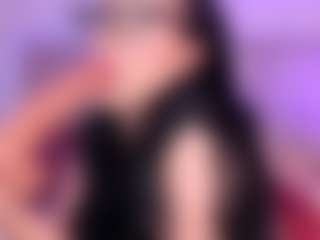 Live cam show with Mia K - Curvy Teen (18+) on Big Tits