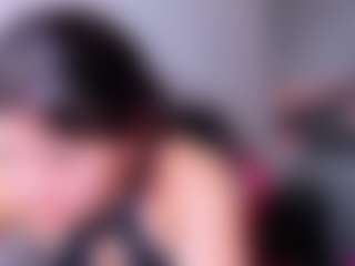 Live cam show with Raven-rouge - Smoking on https://playwithruby.com