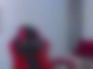 Live cam show with Raven-rouge - Public on Camsoda