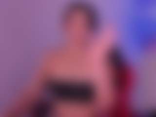 Live cam show with Raven-rouge - Facial on SinfulBabes