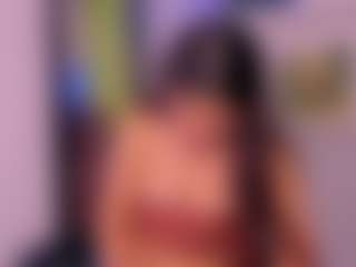 Live cam show with Raven-rouge - Public Red Hair on Uber Horny