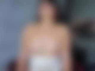 Raven-rouge's Live Sex Cam Show