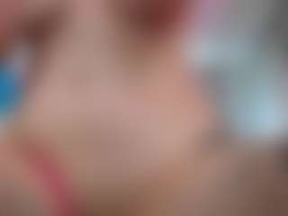Live cam show with Vanessa Cole - Red Hair on Milfs Live