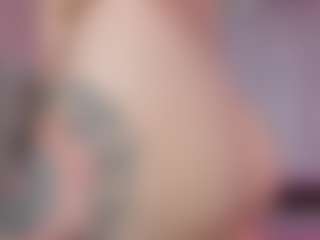 Live cam show with Vanessa Cole - Red Hair on Camsoda