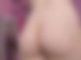 Live cam show with Vanessa Cole - Erotic Dance on Camsoda