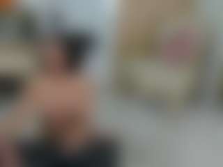 Live cam show with DulceQueen - Solo on Dolls Live