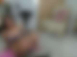 Live cam show with DulceQueen - Squirt on SmokeAndPoke