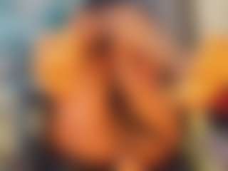 khiara-moretti's Live Sex Cam Show