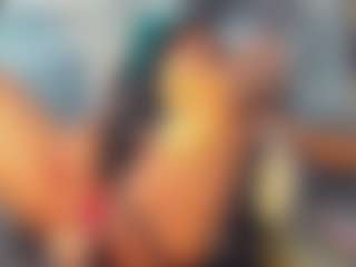 khiara-moretti's Live Sex Cam Show
