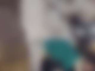 khiara-moretti's Live Sex Cam Show