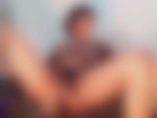 Live cam show with khiara-moretti - HD on googirlz