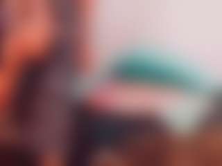 khiara-moretti's Live Sex Cam Show