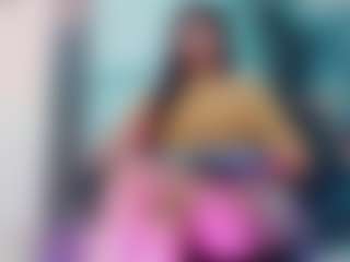 khiara-moretti's Live Sex Cam Show