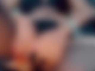 khiara-moretti's Live Sex Cam Show