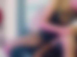 khiara-moretti's Live Sex Cam Show