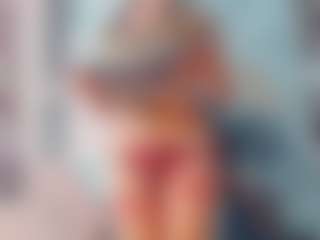 khiara-moretti's Live Sex Cam Show
