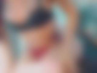 Live cam show with khiara-moretti - Orgasm on Cam Slut
