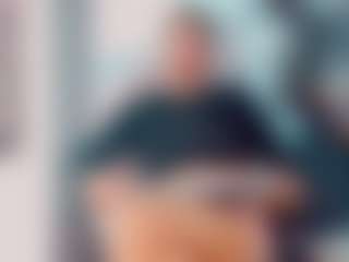 khiara-moretti's Live Sex Cam Show