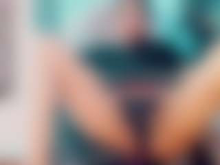 khiara-moretti's Live Sex Cam Show