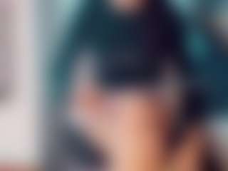 khiara-moretti's Live Sex Cam Show