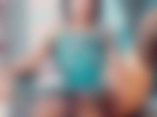 khiara-moretti's Live Sex Cam Show