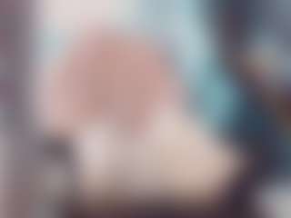 khiara-moretti's Live Sex Cam Show