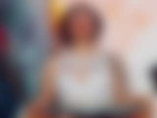 khiara-moretti's Live Sex Cam Show