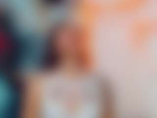 khiara-moretti's Live Sex Cam Show