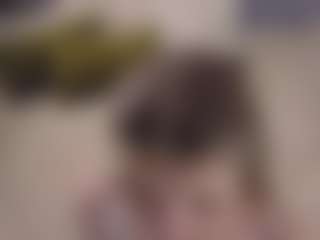 Live cam show with Amanda - Facial Piercings on https://playwithruby.com