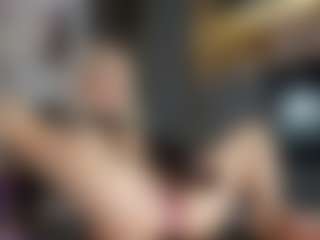 Live cam show with doseofhappiness - Tittyfuck on fapnchat