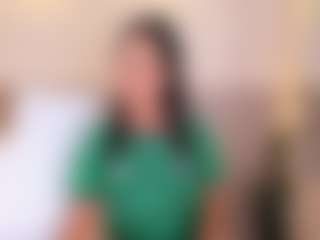 Live cam show with CathaWheels - Facial on Camsoda