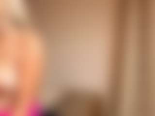 Luxramona's Live Sex Cam Show