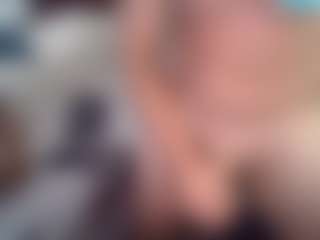 alittlehung's Live Sex Cam Show